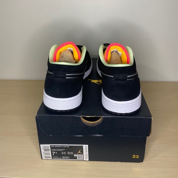 SOLD-Air Jordan 1 Low Aurora Green - Picture 3 of 5